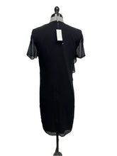 Load image into Gallery viewer, Women’s Banana Republic Short Sleeve Dress, 4
