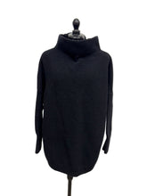 Load image into Gallery viewer, Women’s Free People Long Sleeve Sweater, Medium
