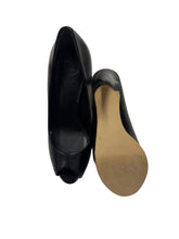Load image into Gallery viewer, Women’s Guess Stiletto Shoes, 5
