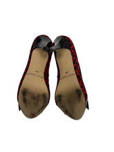 Load image into Gallery viewer, Women’s White House Black Market Heels, 5.5
