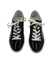 Load image into Gallery viewer, Women’s Ecco Sneakers, US 7
