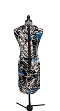 Load image into Gallery viewer, Women’s Teri Jon Sleeveless Dress, 6
