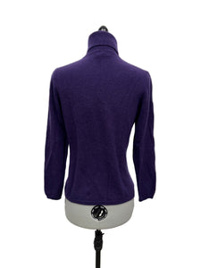 Women’s Charter Club Long Sleeve Sweater, Medium