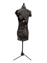 Load image into Gallery viewer, Women’s Urban Outfitter Short Sleeve Dress, Small
