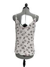 Load image into Gallery viewer, Women’s White House Black Market Sleeveless Blouse, Extra Small

