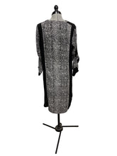 Load image into Gallery viewer, Women’s BCBG Long Sleeve Dress, Small
