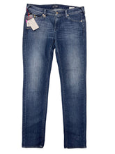 Load image into Gallery viewer, Men’s “Armani Jeans” Jeans, 31
