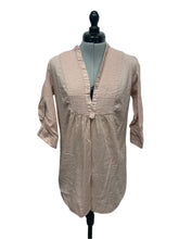 Load image into Gallery viewer, Women’s Zara Long Sleeve Blouse, Medium
