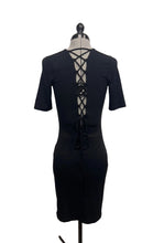 Load image into Gallery viewer, Women’s Wilfred Free Short Sleeve Dress, Small
