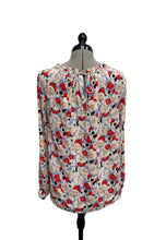 Load image into Gallery viewer, Women’s Ann Taylor Long Sleeve Blouse, Medium
