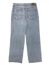Load image into Gallery viewer, Women’s American Eagle Jeans, 6
