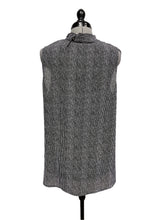 Load image into Gallery viewer, Women’s Melanie Lyne Sleeveless Blouse, Size 12
