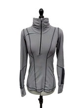 Load image into Gallery viewer, Women’s Lululemon Long Sleeve Top, 4
