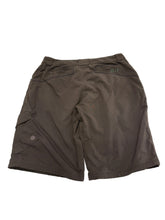 Load image into Gallery viewer, Men’s Lululemon Shorts, 40
