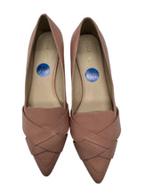 Load image into Gallery viewer, Women’s Cole Haan Shoes, 6.5
