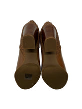 Load image into Gallery viewer, Women’s Michael Kors Boots, 10
