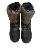 Load image into Gallery viewer, Women’s Burberry Boots, 35
