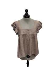 Load image into Gallery viewer, Women’s Zara Sleeveless Blouse, Medium
