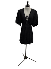 Load image into Gallery viewer, Women’s Old Navy Short Sleeve Dress, Medium
