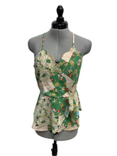 Load image into Gallery viewer, Women’s Monteau Sleeveless Top, Medium

