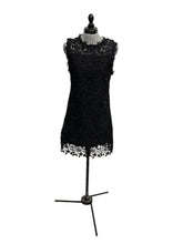 Load image into Gallery viewer, Women’s Tara Sleeveless Dress, Size 6
