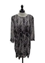 Load image into Gallery viewer, Women’s Club Monaco Long Sleeve Dress, Size 0
