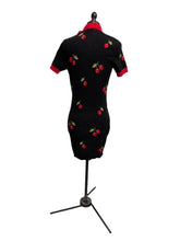 Load image into Gallery viewer, Women’s Forever 21 Short Sleeve Dress, Small

