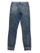 Load image into Gallery viewer, Women’s Fidelity Jeans, 26
