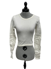 Load image into Gallery viewer, Women’s Sun*deh Long Sleeve Top, Medium
