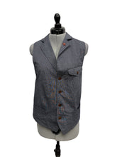 Load image into Gallery viewer, Men’s Boss Hugo Boss Vest, Small
