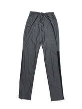 Load image into Gallery viewer, Women’s Under Armour Track Pants, Small
