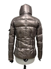 Load image into Gallery viewer, Women’s SAM Long Sleeve Jacket, XS
