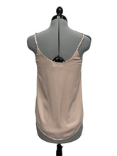 Load image into Gallery viewer, Women’s Babaton Sleeveless Top, XS
