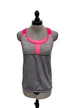 Load image into Gallery viewer, Women’s Lululemon Sleeveless Top, 8
