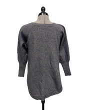 Load image into Gallery viewer, Women's Sinequanone Long Sleeve sweater , Small
