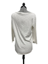 Load image into Gallery viewer, Women&#39;s Tommy Bahama Long Sleeve Top, Small
