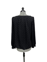 Load image into Gallery viewer, Women’s Morgan Taylor Long Sleeve Blouse, Small
