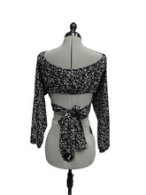 Load image into Gallery viewer, Women’s Revamped Long Sleeve Top, Medium
