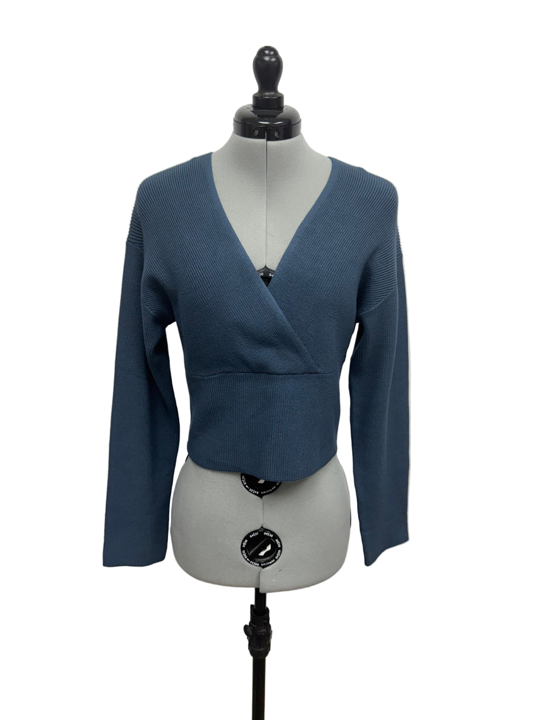 Women’s Dynamite Long Sleeve Sweater, Small