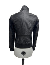 Load image into Gallery viewer, Women’s Danier Long Sleeve Jacket, 2XSmall
