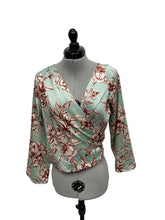 Load image into Gallery viewer, Women’s Zara Long Sleeve Blouse, Small
