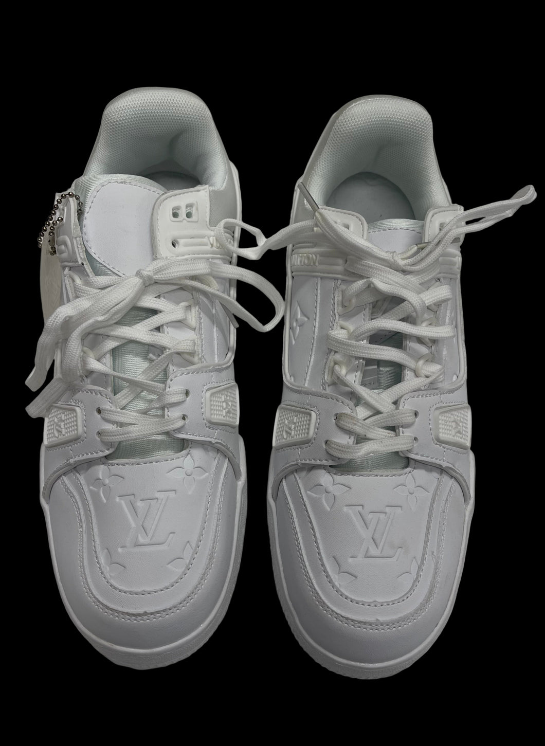Men’s Louis Vuitton Sneakers, 9