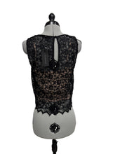 Load image into Gallery viewer, Women’s Dynamite Sleeveless Blouse, XSmall

