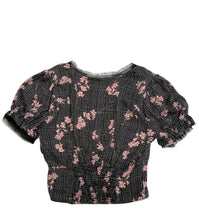 Load image into Gallery viewer, Women’s Urban Outfitters Short Sleeve Cropped Top, Extra Small
