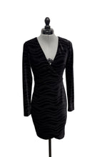 Load image into Gallery viewer, Women’s Guess Long Sleeve Dress, 0
