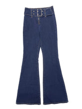 Load image into Gallery viewer, Women’s Fashion Nova Jeans, 5
