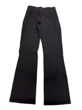 Load image into Gallery viewer, Women’s Lululemon Leggings, 12 Long
