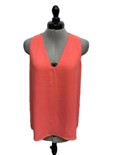 Load image into Gallery viewer, Women’s Babaton Sleeveless Blouse, Small

