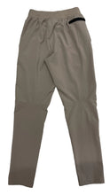 Load image into Gallery viewer, Women’s Underarmor Sweatpants, Small
