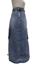Load image into Gallery viewer, Women’s Steve Madden Skirt, 10
